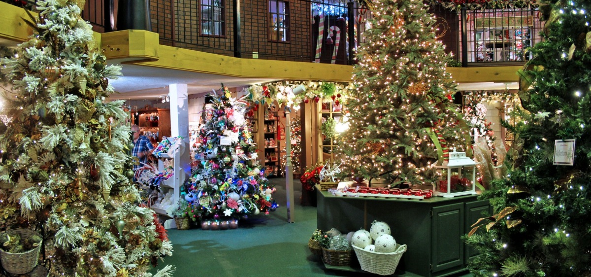 Tis The Season Christmas Shoppe : Ohio's largest year 'round Christmas